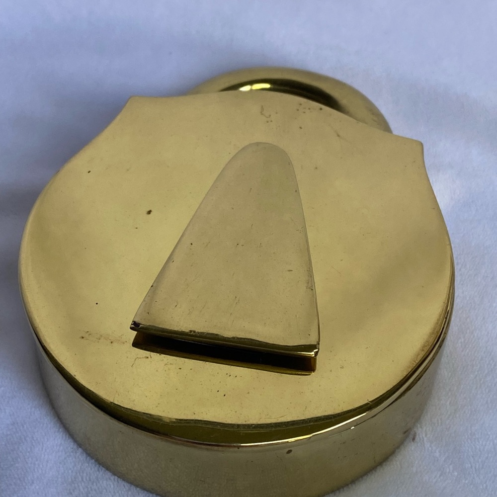 1970s Virginia Metalcrafters Brass Padlock Ashtray Dish